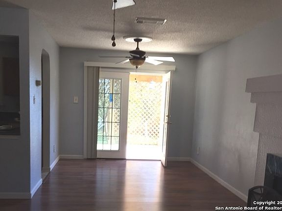2nd image of 7930 Cortland Oak