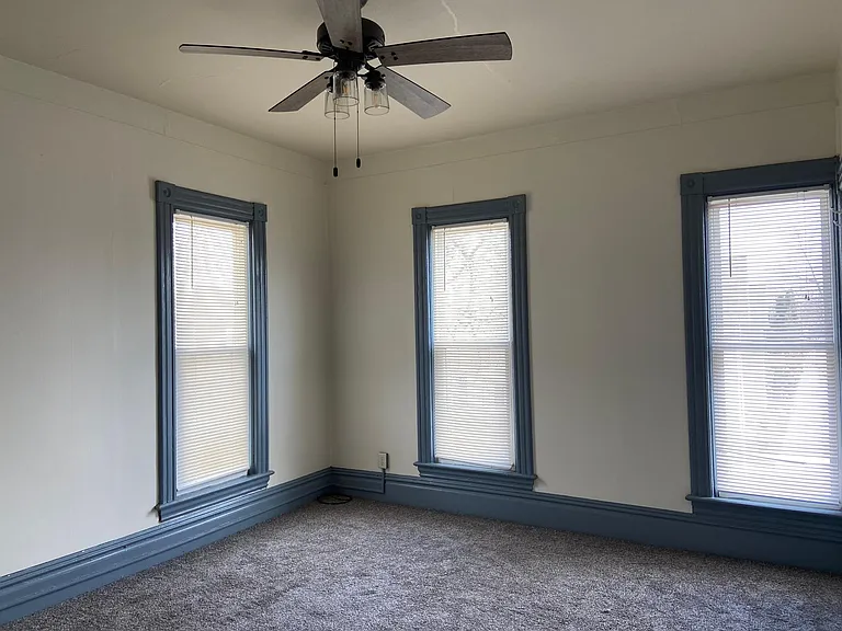 703 Fremont Ave NW #2N — Photo 5