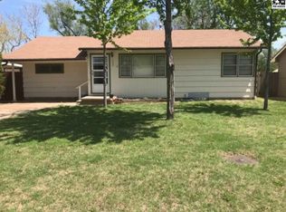 1500 N Baker St, Hutchinson, KS 67501
