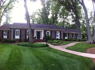 1 Jamestown Dr, Greenville, SC 29615