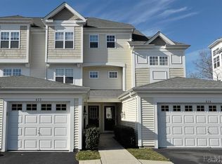 423 Viewpoint Ter UNIT 423, Peekskill, NY 10566