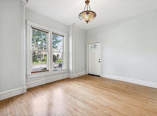 3515 Grand Ave S, Minneapolis, MN 55408