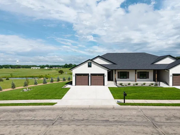 2334 W 9th St, Albert Lea, MN 56007