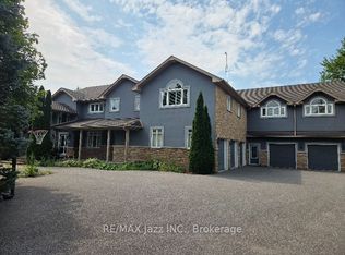 99 Hurd St, Oshawa, ON L1H0M3