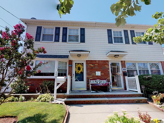 2nd image of 42 Windemere Ave