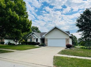 3208 Lauxmont Dr, Springfield, IL 62712