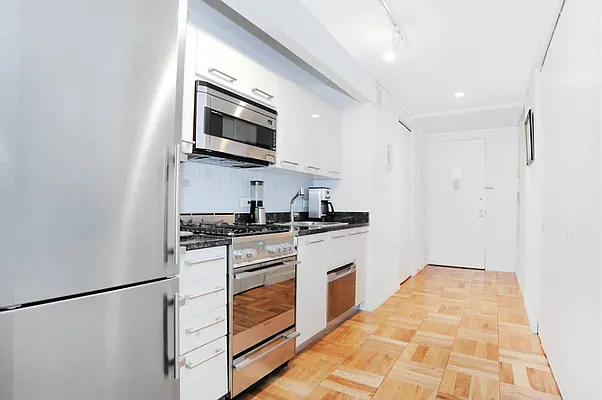 Rented by Town Residential | media 25