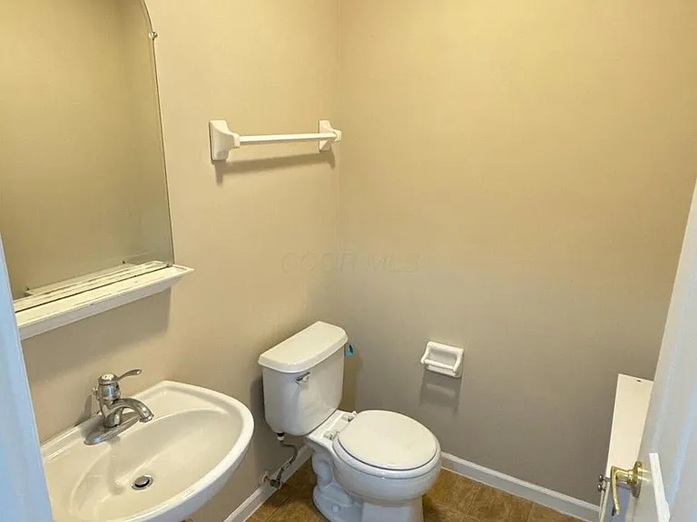 6726 Durwood Ln — Photo 9