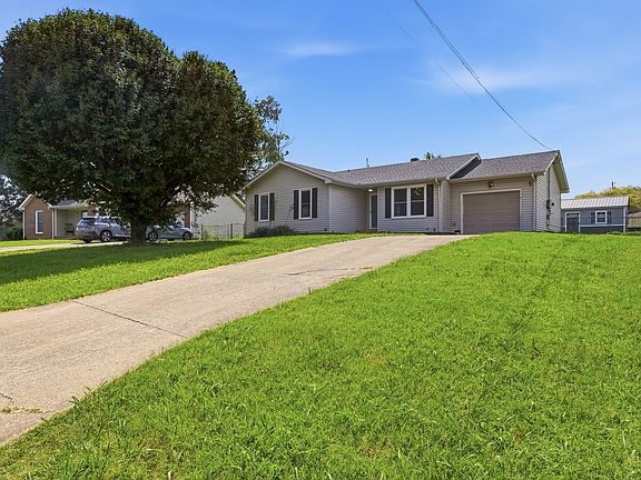 3rd image of 2660 Keyland Dr