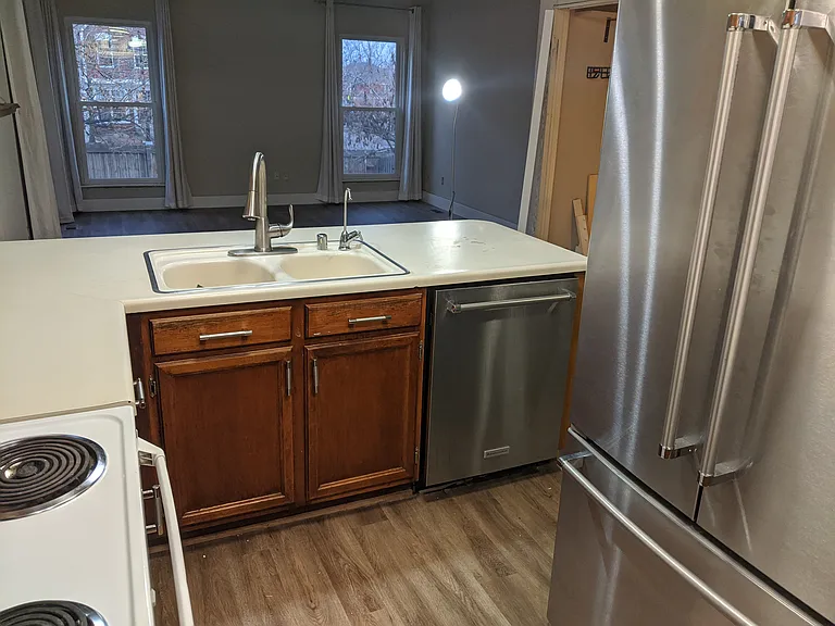 970 Homer Cir — Photo 4