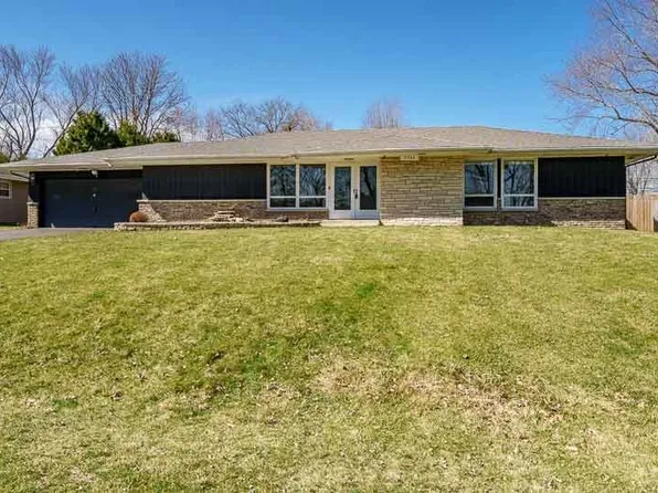 2745 Windamere Way, Rockford, IL 61109