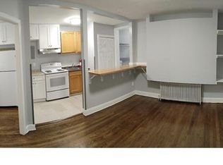 1827 D St NE #4, Washington, DC 20002