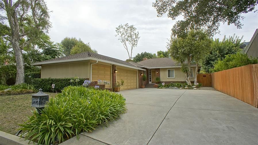1st image of 11026 Wrightwood Pl