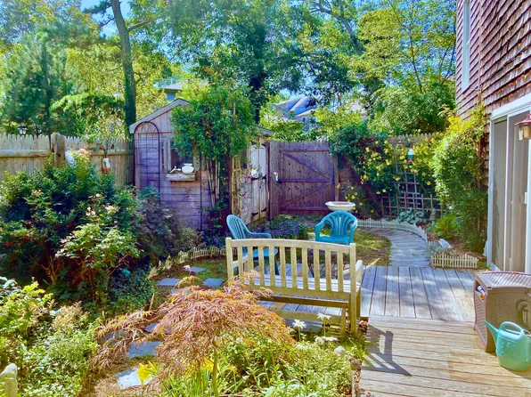 46 Nelson Avenue #U2, Provincetown, MA 02657