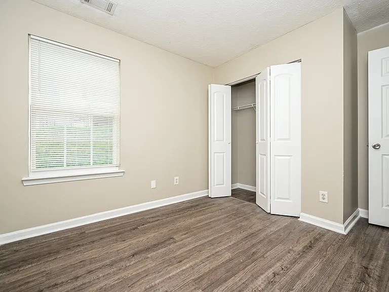 145 Meadowridge Dr — Photo 14