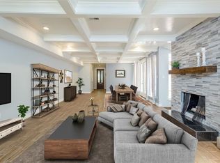 68 Legend Ln, Houston, TX 77024