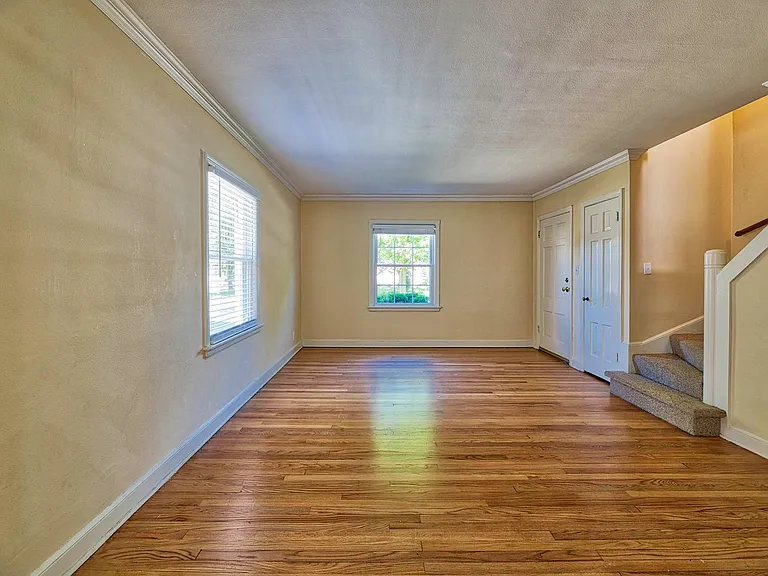 5006 N Bay Ridge Ave — Photo 8