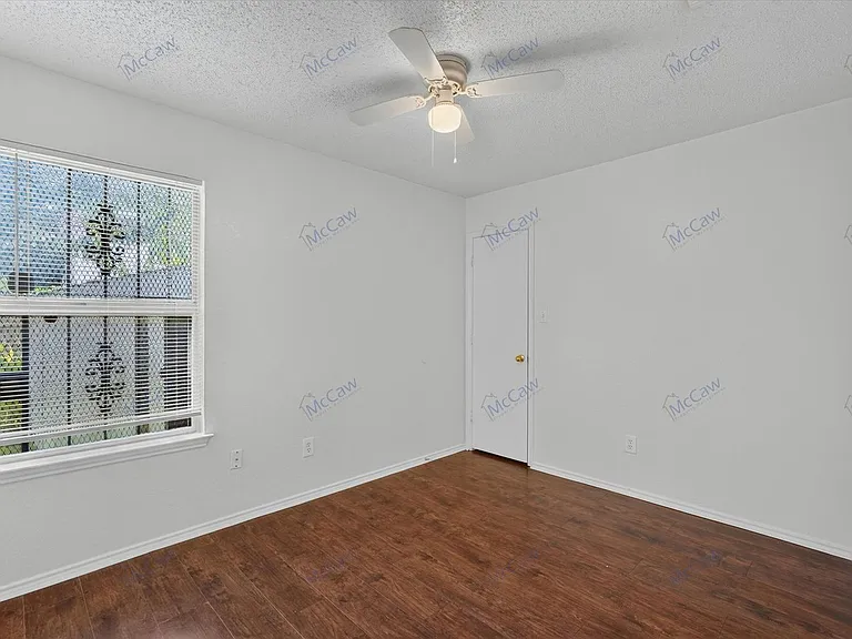 10340 Blackjack Oaks Dr — Photo 13