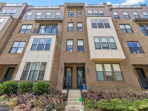 4762 Tatum Mill Way, Chantilly, VA 20151