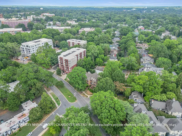529 Queens Rd — Photo 91