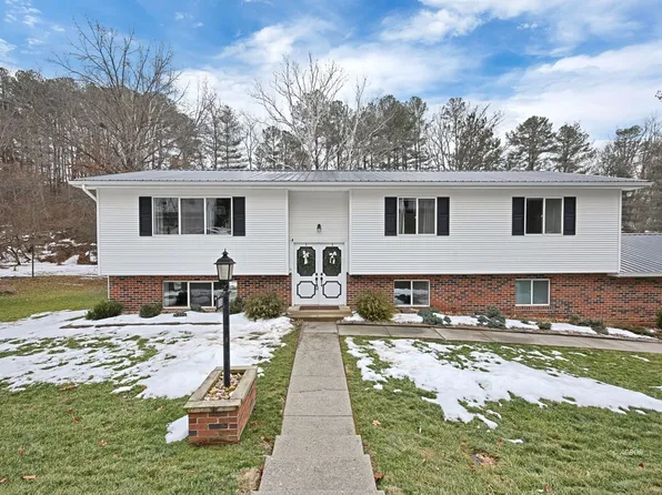 108 Coventry Ln, Athens, OH 45701