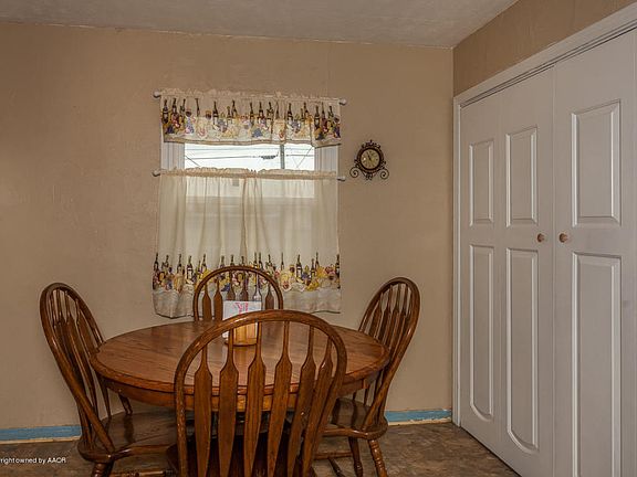 5th image of 3904 SE 12th Ave