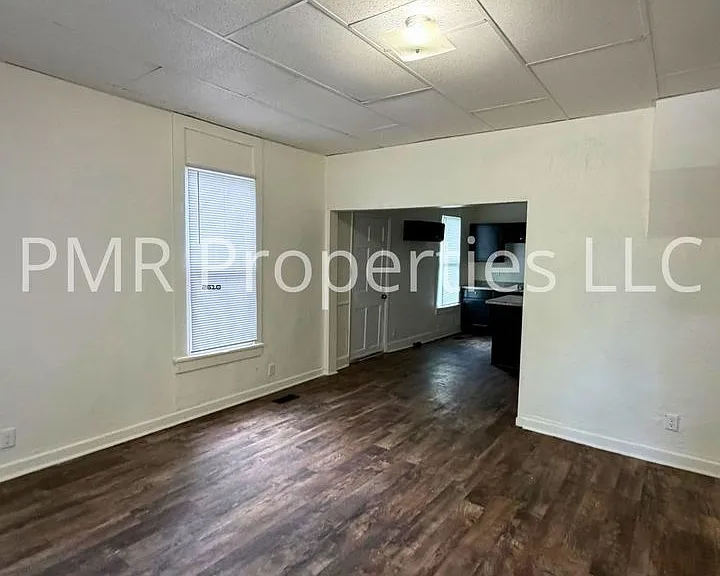 1118 S 19th St — Photo 3