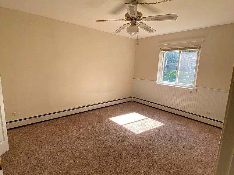 835 S Dwyer Ave #A — Photo 10