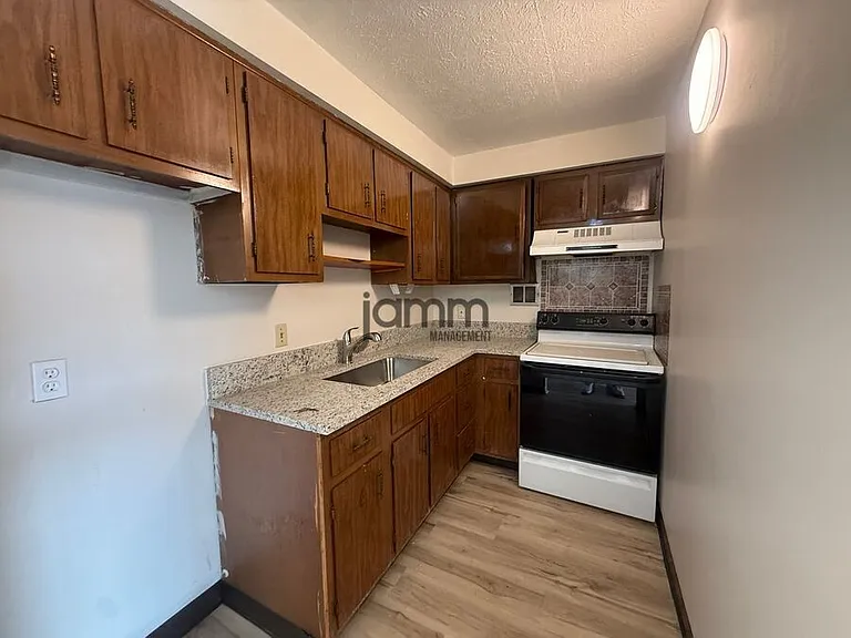 3160 W 14th St #203 — Photo 4