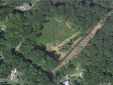 2nd image of 15 Paradise Ln