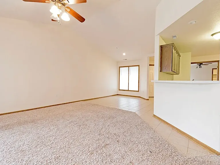 The Pines: Spacious Living in Quaint Ankeny Neighborhood! — Photo 4