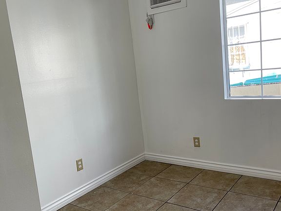 5th image of 156 N Bonnie Beach Pl #3