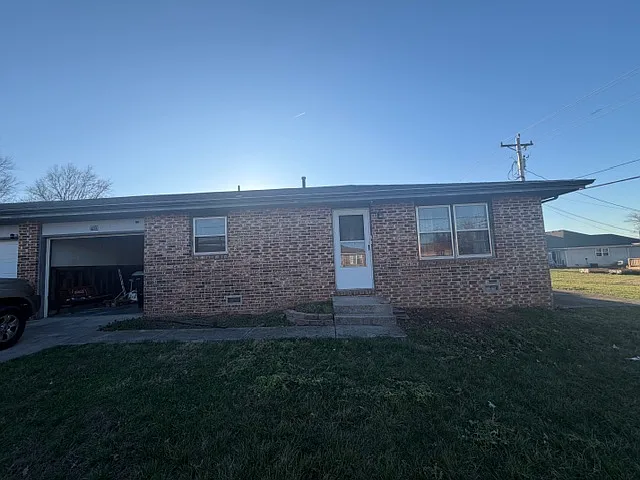 2933 W Roxbury St — Photo 23