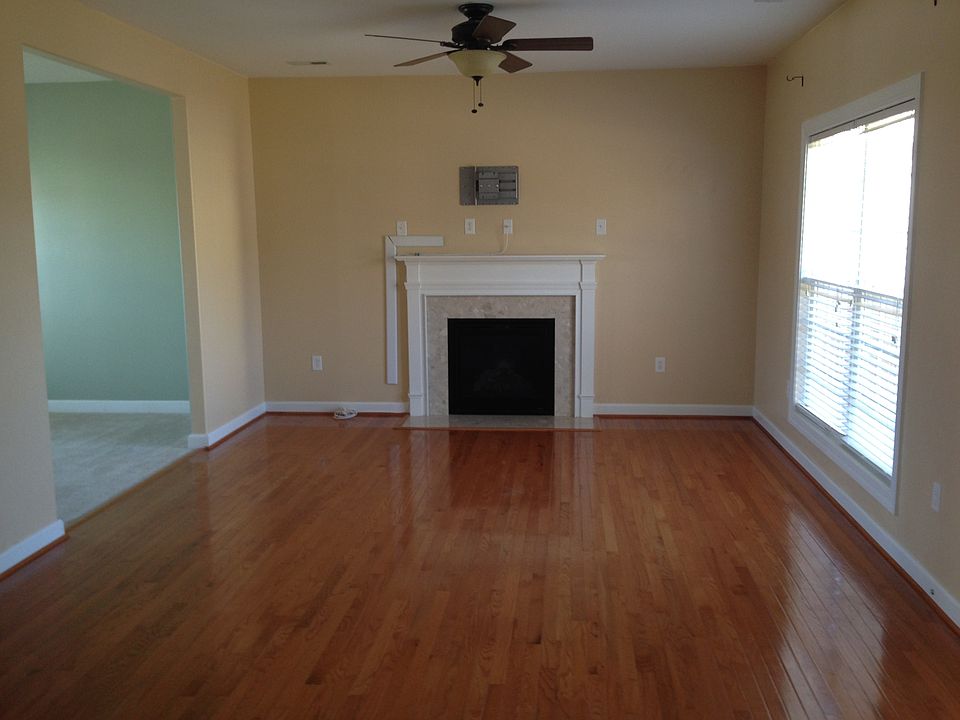 2nd image of 13466 Naylors Blue Dr