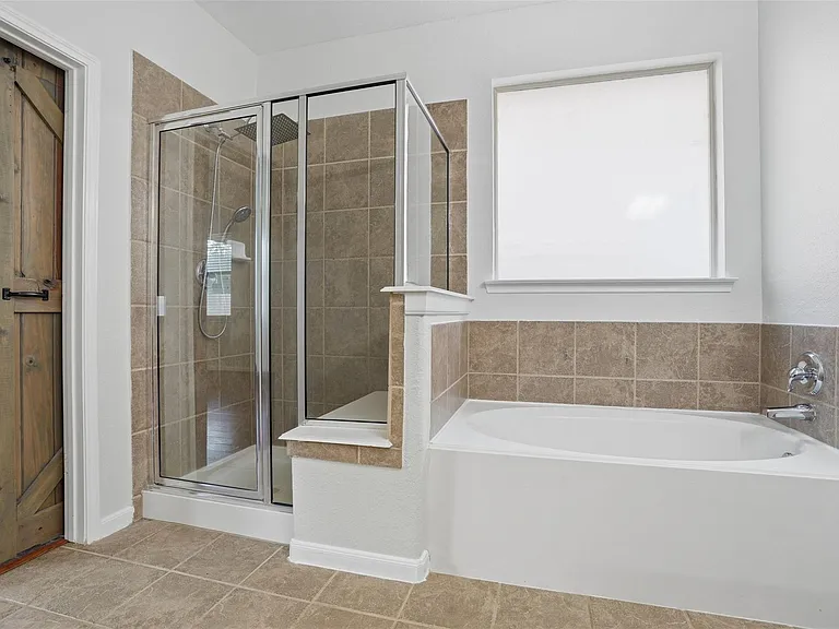 11126 Celano Dr — Photo 20