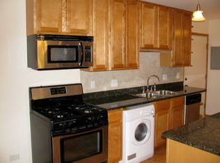 313 Elgin Ave APT 204, Forest Park, IL 60130