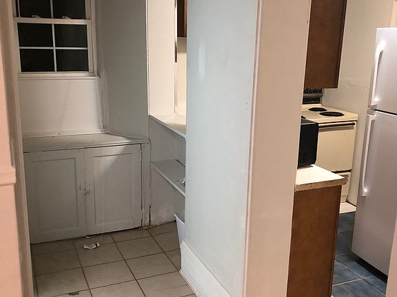 3rd image of 1020 University Ave #246551