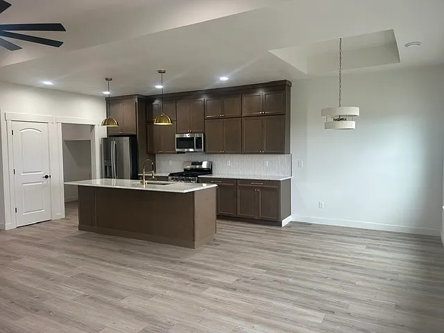 3 bed, 1500 sqft, $2,900 — Photo 4