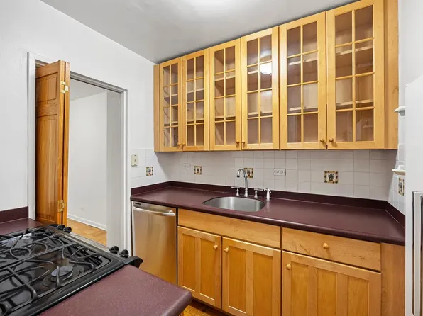 136 East 56th Street image 12 of 13