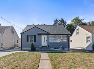 49 Ackerson Pl, Passaic City, NJ 07055