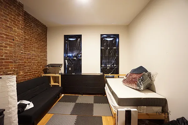 Rented by Rennit Inc. | media 31