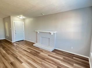 La Hacienda Apartments, Fort Worth, TX 76103