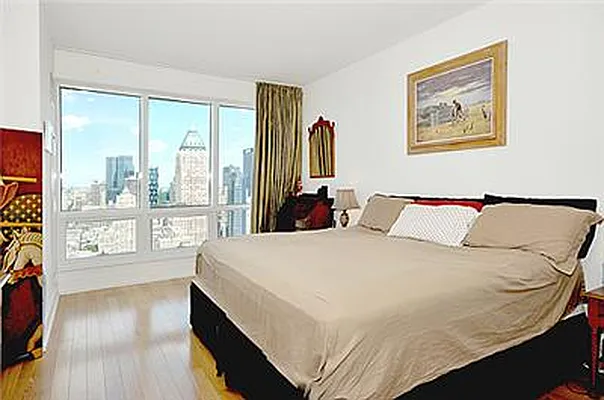 Sold by Keller Williams NYC | media 4