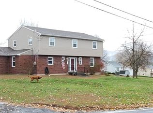 25 Police Grove Rd, Drums, PA 18222