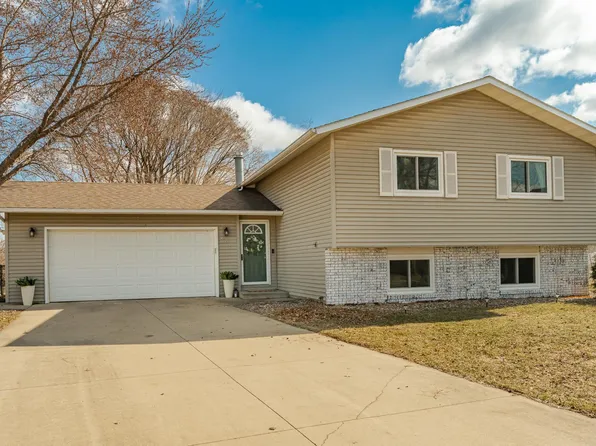 600 33rd Street Ln NW, Rochester, MN 55901