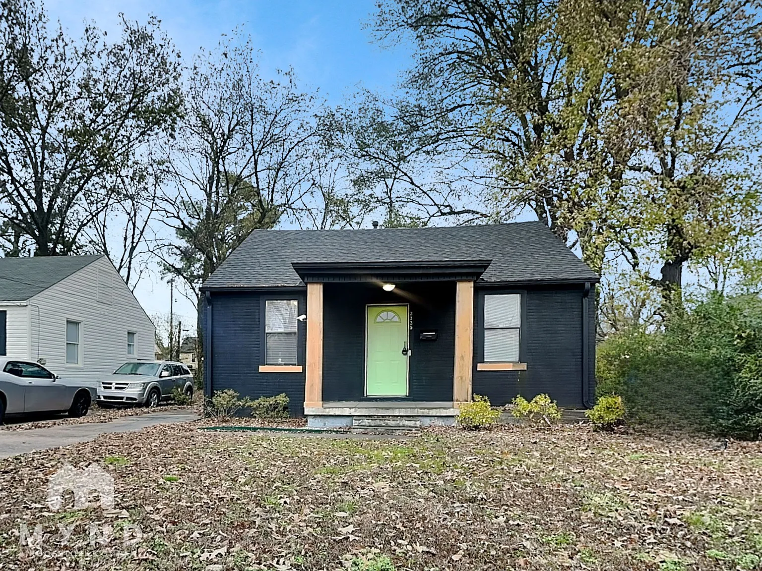 3 bed, 1.0 bath, 1177 sqft, $1,025 — Photo 2
