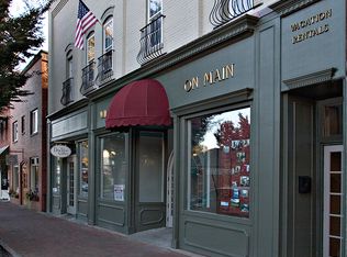122 N Main St APT 5, Waynesville, NC 28786