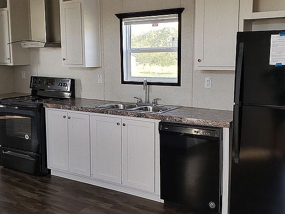5th image of 61 Deer Creek Ln