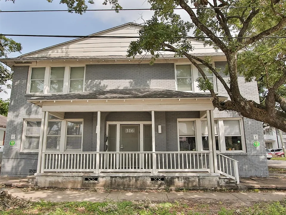 316 Eastwood St #1