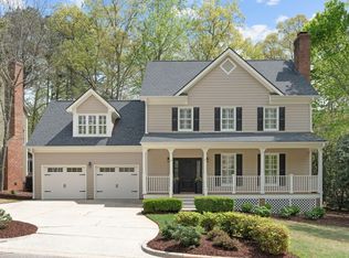 102 Parkbranch Ln, Cary, NC 27519